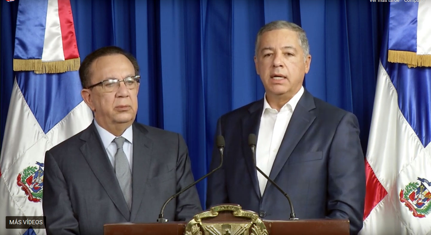 Gobierno prepara un plan con políticas fiscales    y monetarias para reactivar la economía dominicana