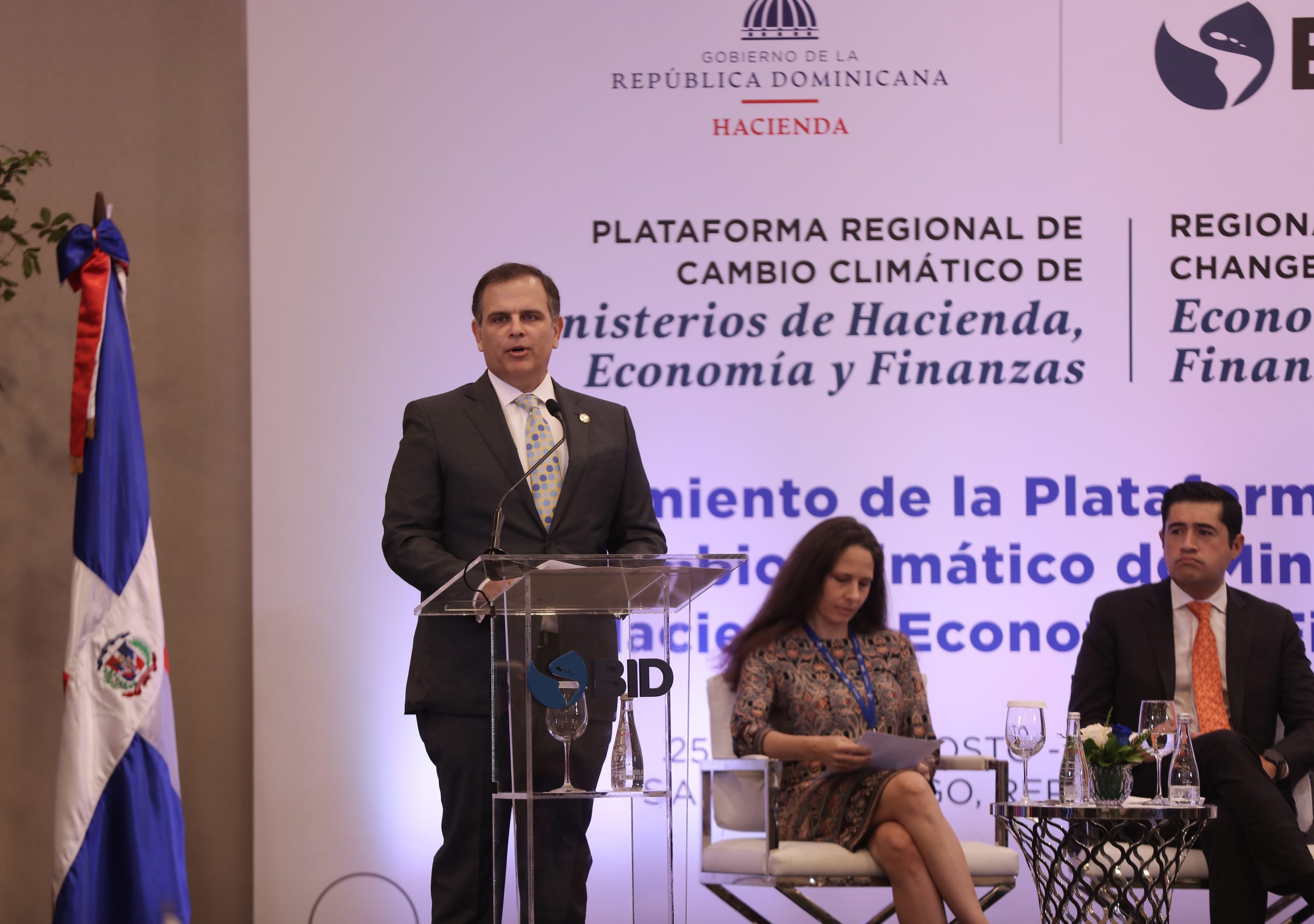 Imagen destacada de Vicente destaca logros de la Plataforma Regional de Cambio Climático durante presidencia pro tempore de República Dominicana