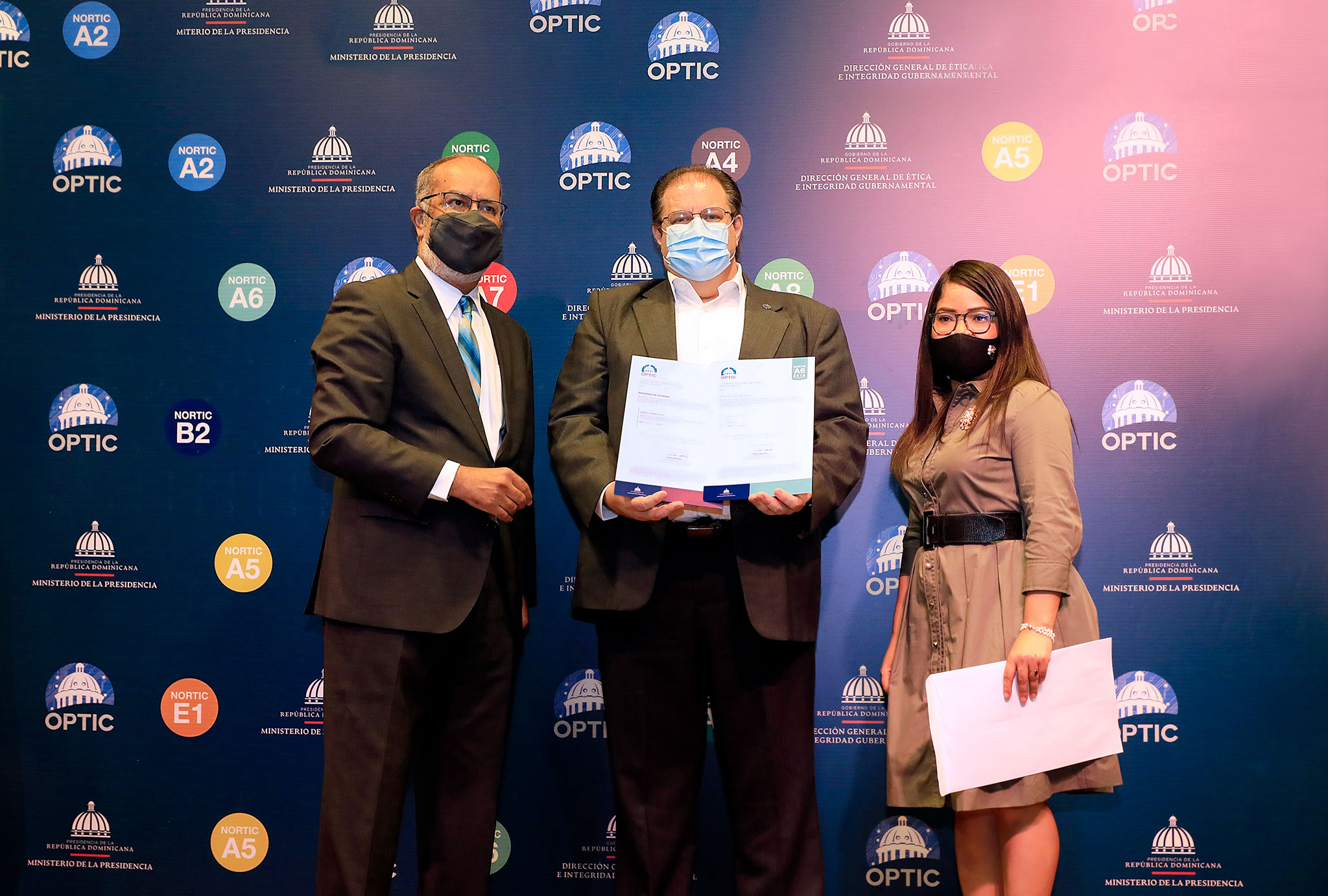 Ministerio de Hacienda recibe certificación NORTIC A6:2016