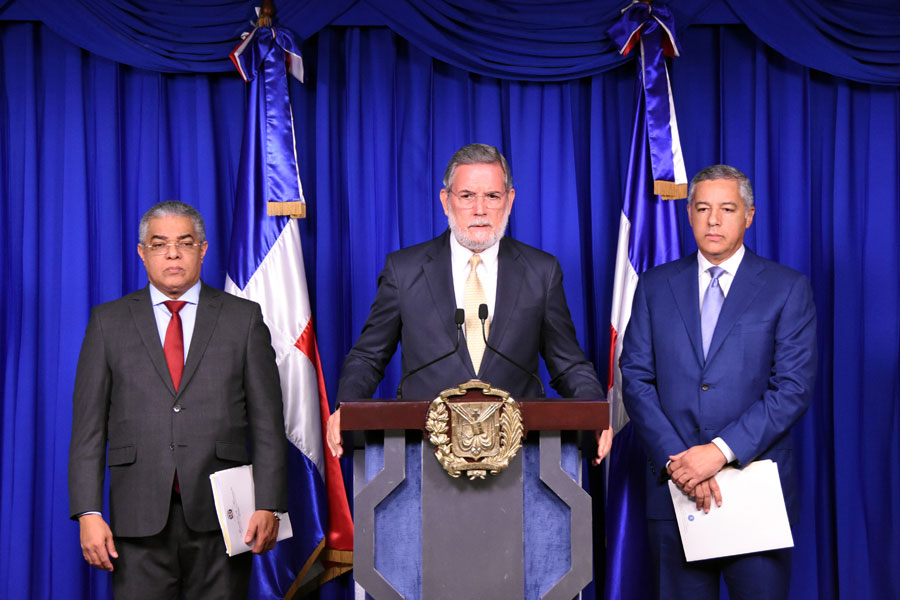 Gobierno presenta el proyecto de presupuesto general del estado 2018