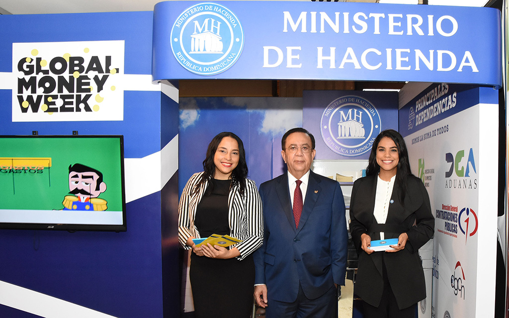 Carlos Sánchez vuelve a contar con un estilo singular qué es el Ministerio de Hacienda