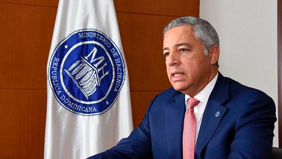 Ministro de Hacienda proyecta que la economía crecerá por encima del 5%