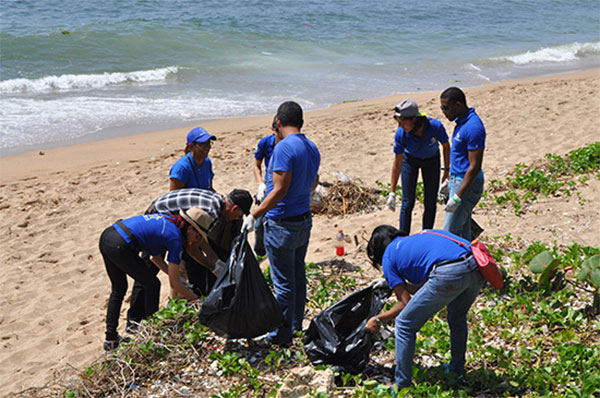 Imagen destacada de Ministerio de Hacienda apoya Día Mundial de Limpieza de Playas y Costas