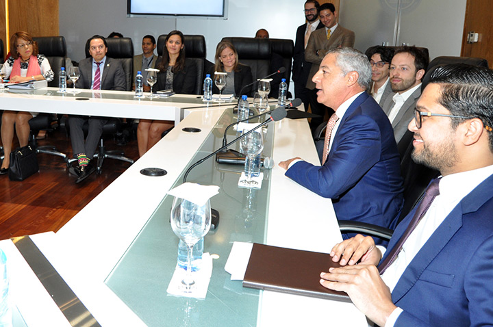 Imagen destacada de MINISTERIO DE HACIENDA CELEBRA PRIMER SEMINARIO DE INVESTIGACIÓN MACROECONÓMICA