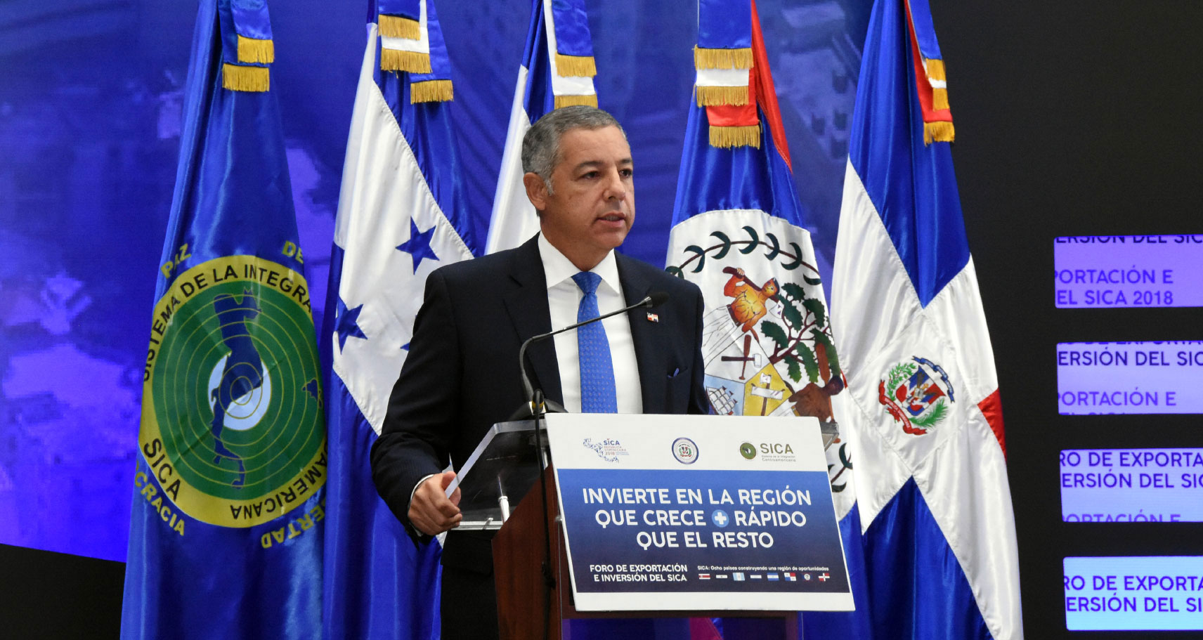 Ministro de Hacienda aboga por mayor promoción de la región como destino para inversiones