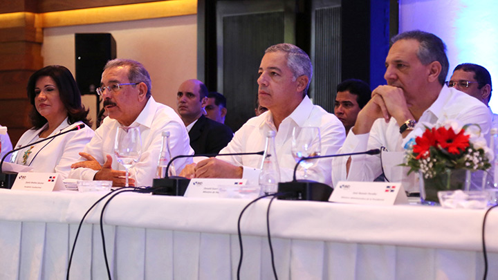 Imagen destacada de El Gobierno y el BID discuten agenda de desarrollo social y económico