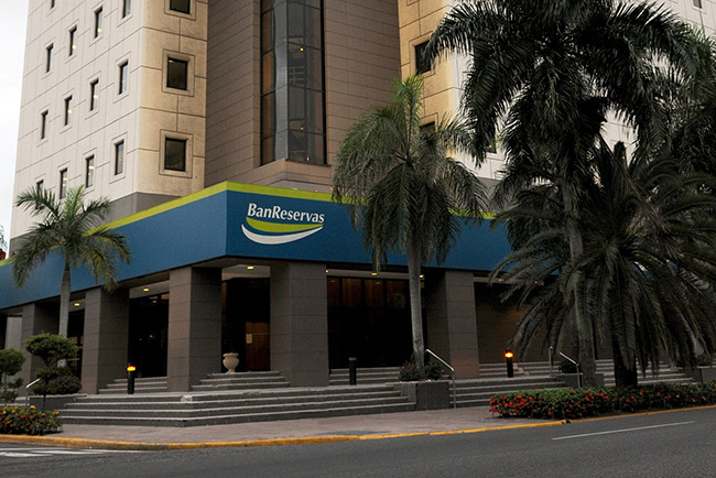 Imagen destacada de Banreservas y Tesorería Nacional firman acuerdo de servicios financieros