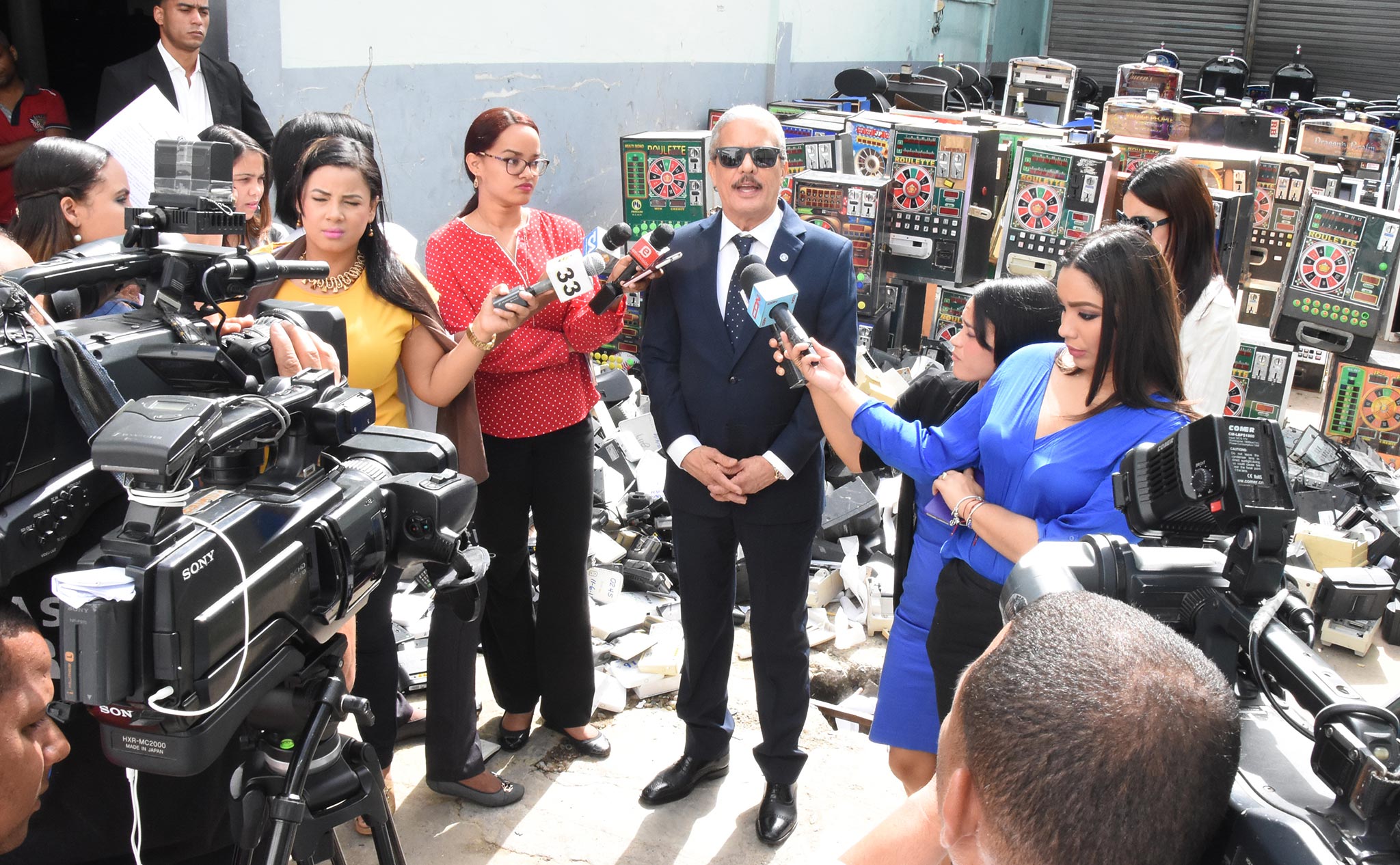 Ministerio de Hacienda destruye más de 6 mil equipos incautados en lo que va de año