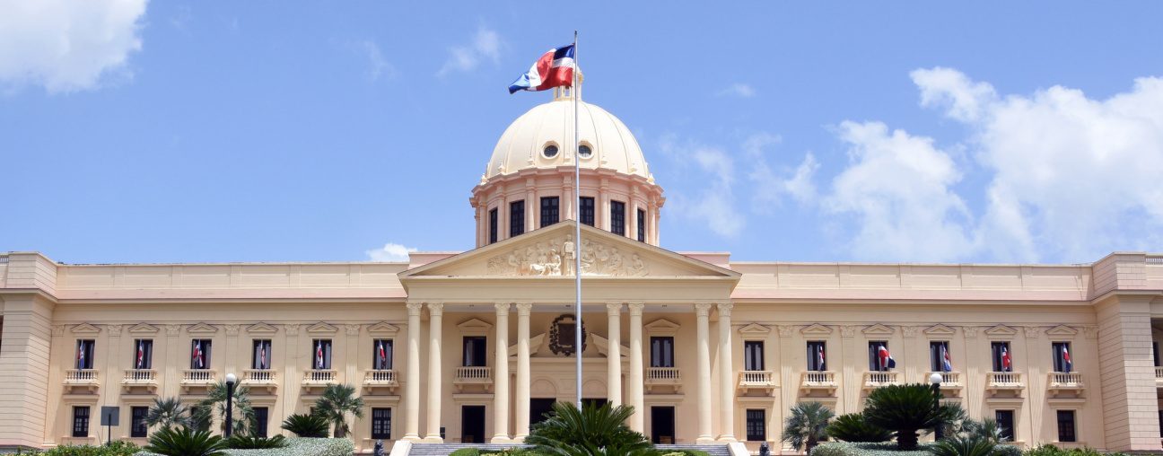 Gobierno somete al Congreso proyecto de presupuesto reformulado 2025