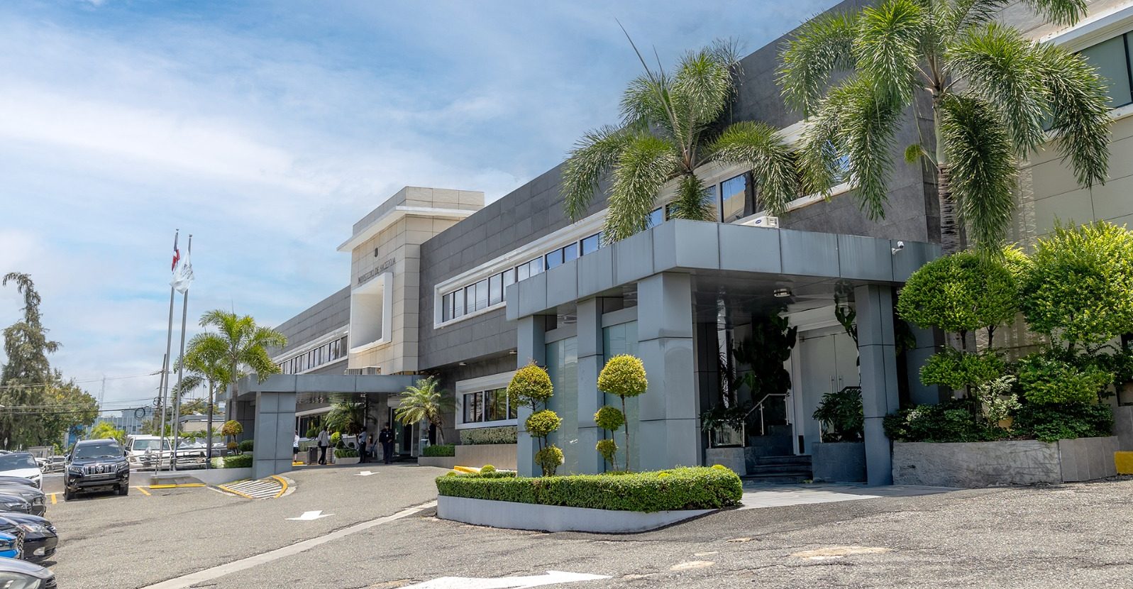 Calificadoras de riesgo y banca internacional coinciden en destacar la fortaleza de la economía dominicana