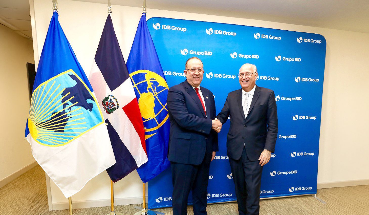 República Dominicana se reúne con el Banco Mundial, FMI, BID y bancos de inversión ante la crisis internacional