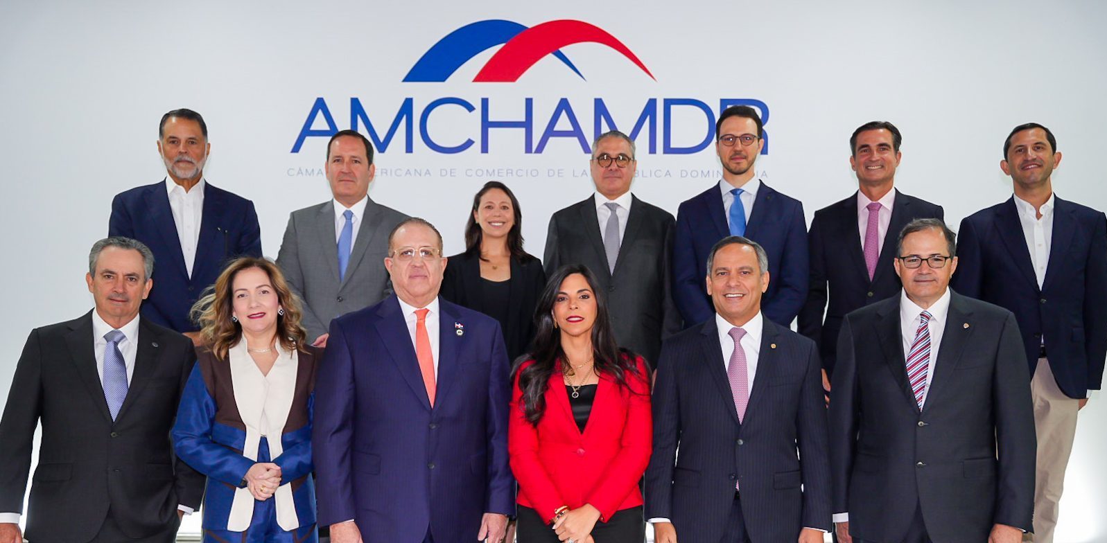 Magín Díaz: La economía de RD responde positivamente pese a la incertidumbre persistente