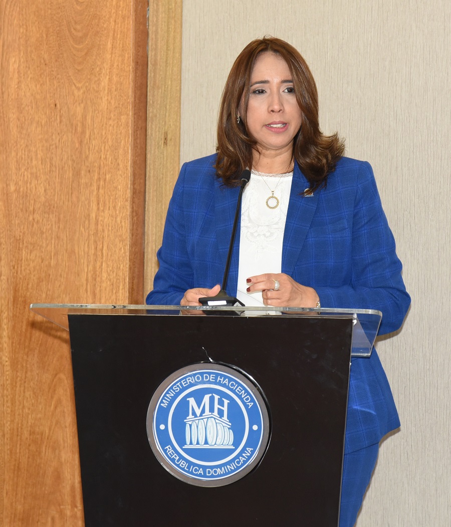 Directora de Bienes y Servicios del Ministerio de Hacienda.